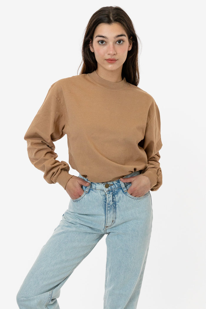Khaki [female]