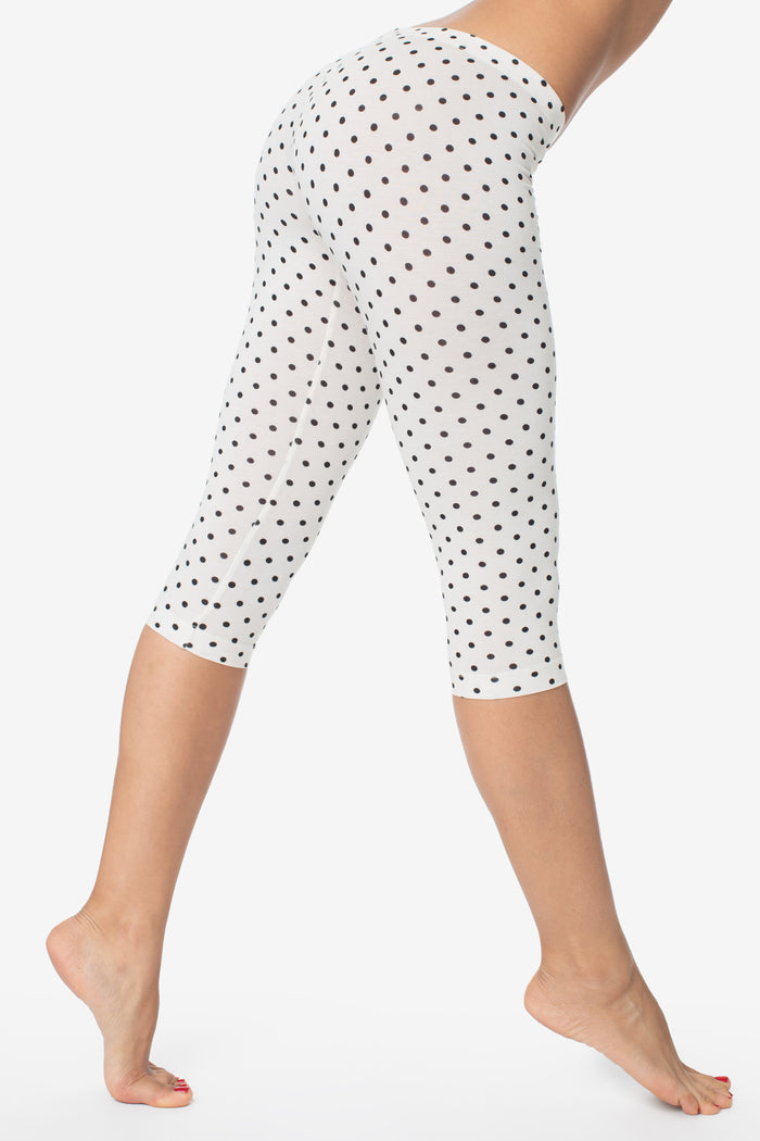 creme/black polka dots