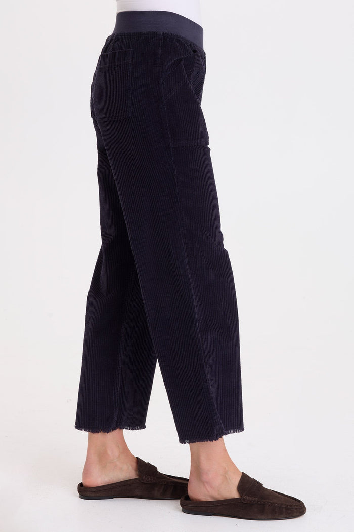 Wearables Arion Corduroy Classic Pant