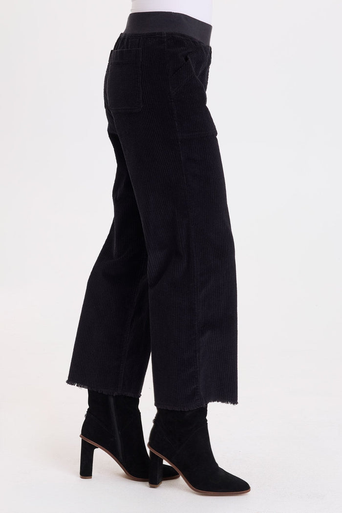 Wearables Arion Corduroy Classic Pant