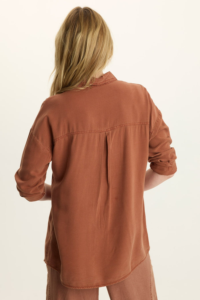 Wearables Dusten Lightweight Oversize Button-Up