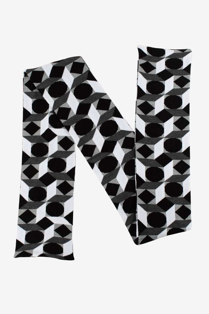 Black/White