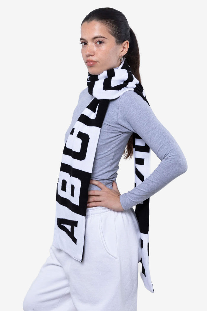 English Black/White