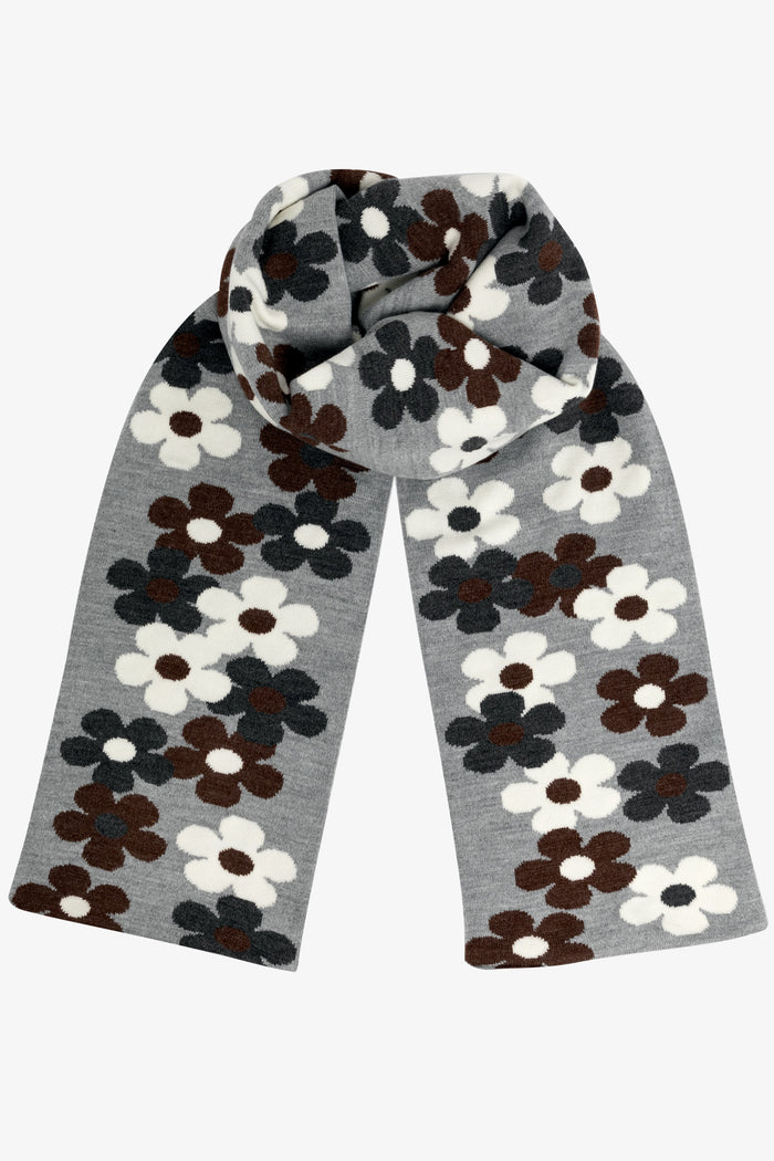 JQSCARF35 - Daisy Vine Scarf
