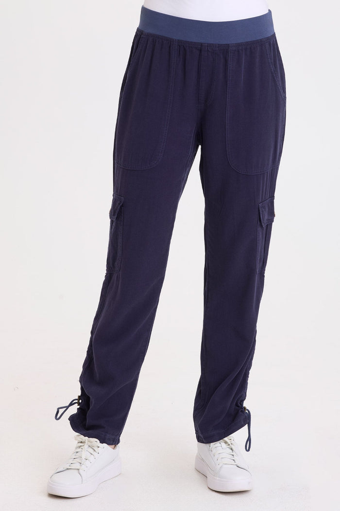 Wearables Keon Twill Cinch Leg Pant