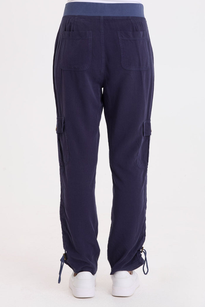 Wearables Keon Twill Cinch Leg Pant