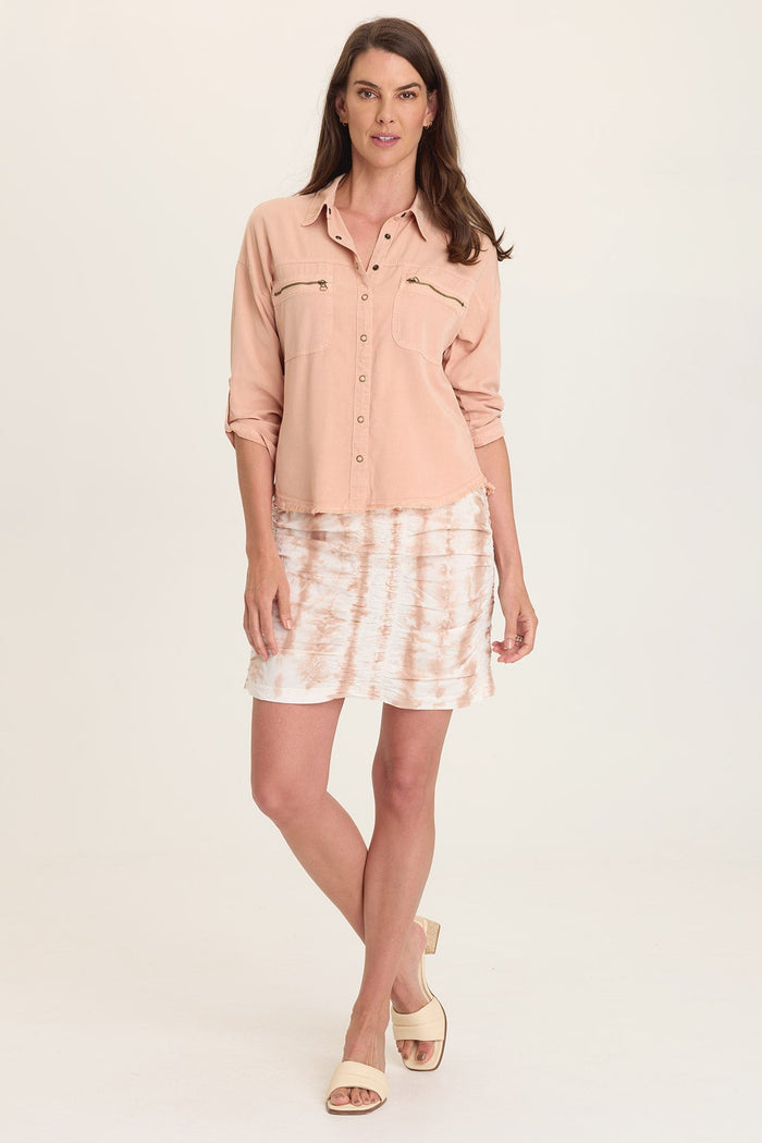 Wearables Knapp Distressed Cargo Button-Up