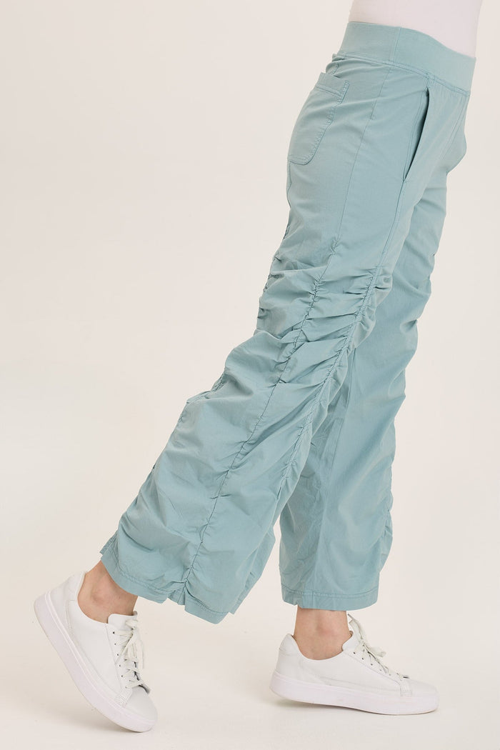 Wearables Naola Stretch Poplin Ruched Flare Gaucho