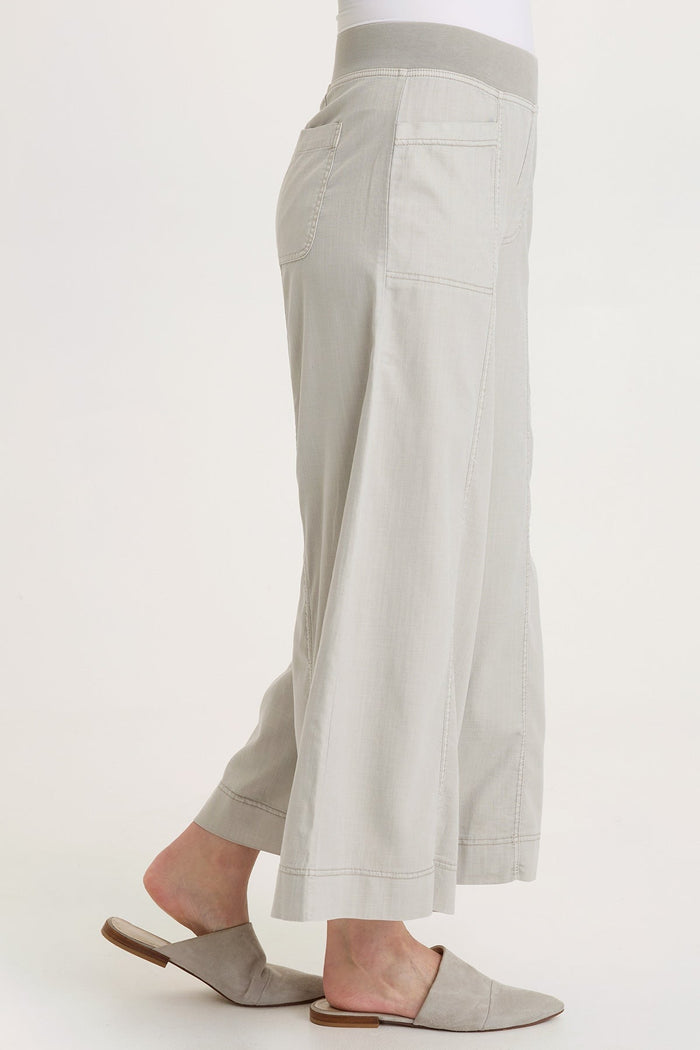 Wearables Shaun Twill Wide-Leg Crop