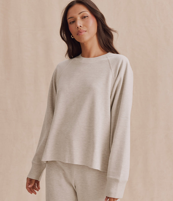 Winslow Raglan Top: Pale Oak Heather