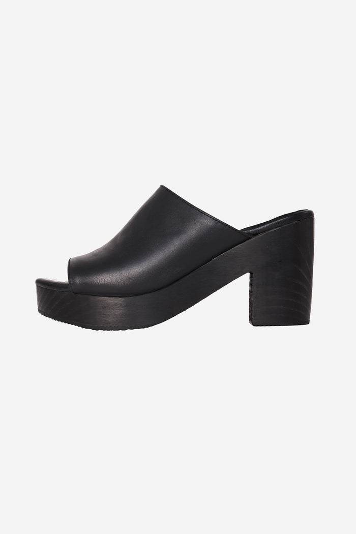 Black/Black